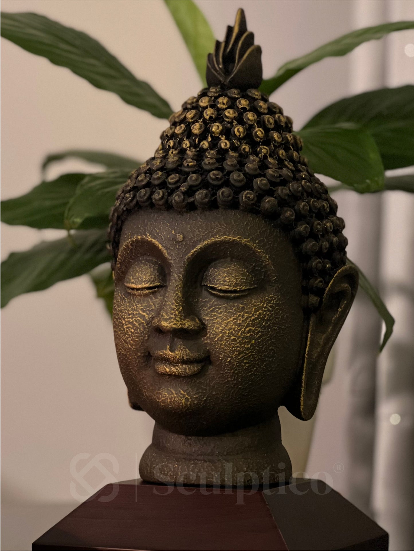 Meditating Buddha Face 11"