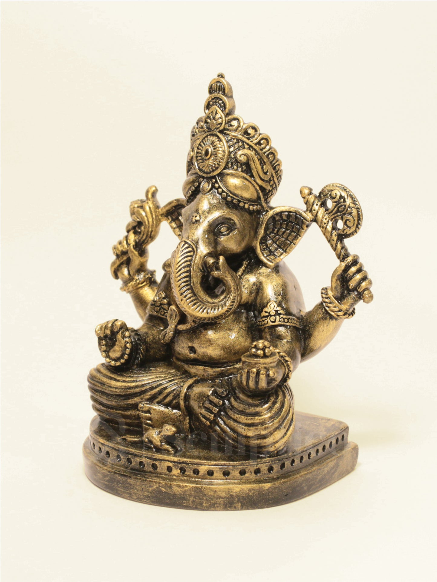 Siddhivinayak Inspired Ganesha (Vintage Gold)