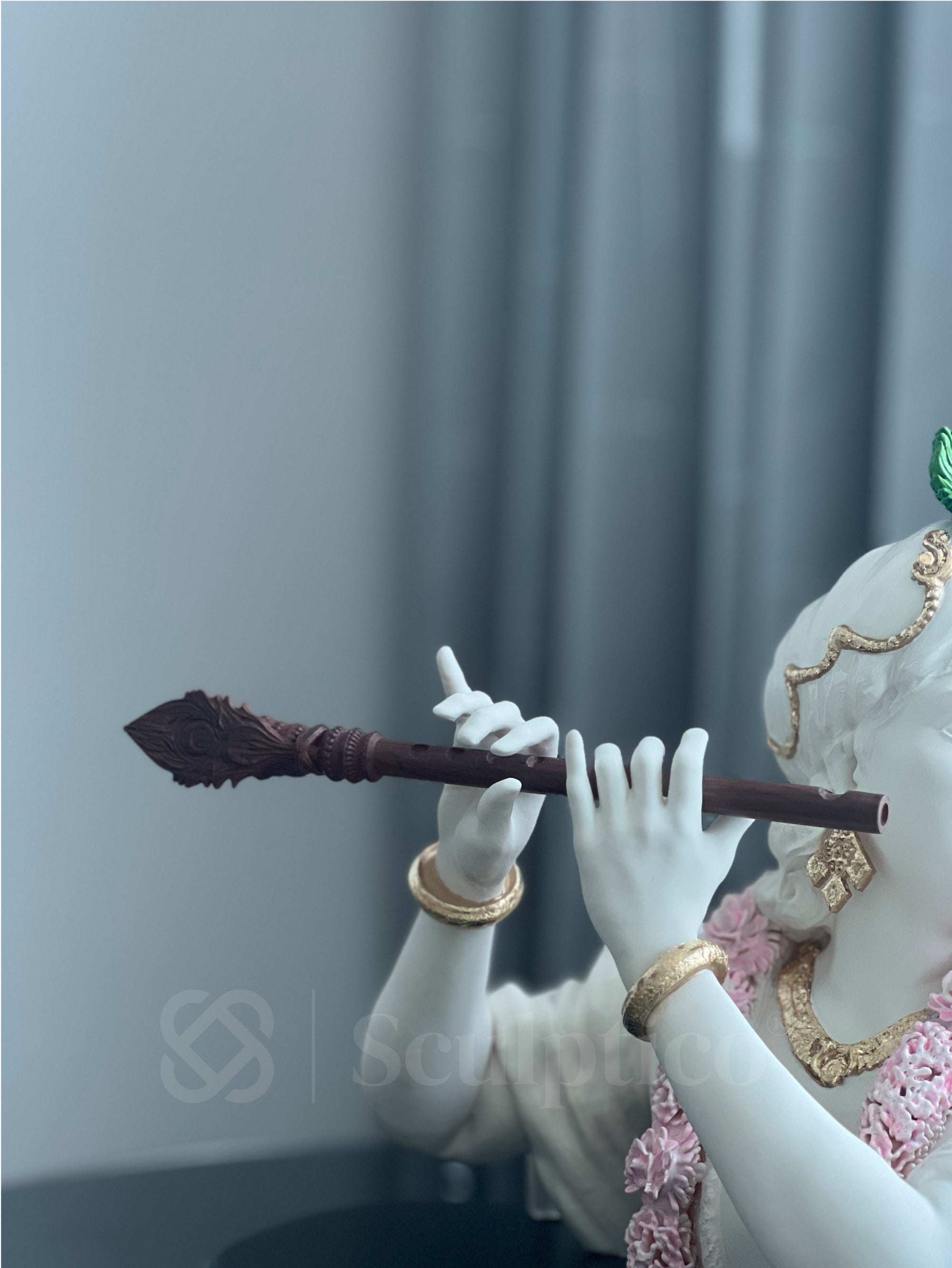 Krishna Dwarkadhish (Soft White)