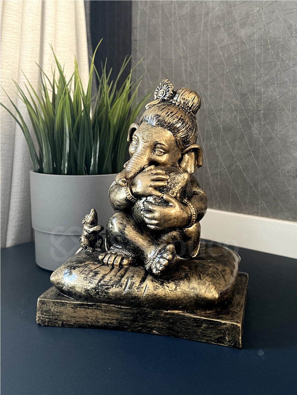 Modak Dhari Ganesha