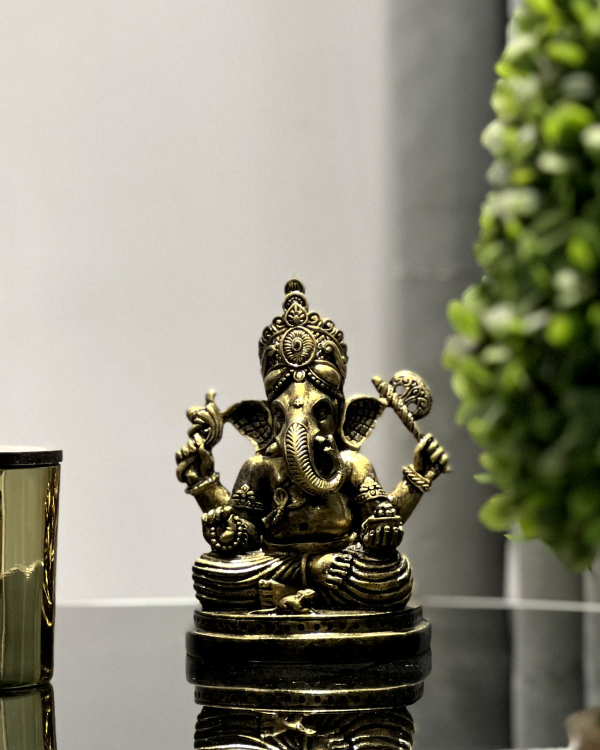 Siddhivinayak Inspired Ganesha (Vintage Gold)