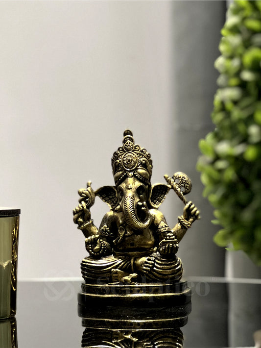 Siddhivinayak Inspired Ganesha (Vintage Gold)
