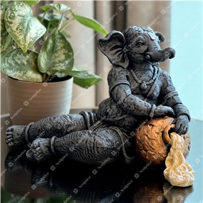 Matki Dhari Ganesha